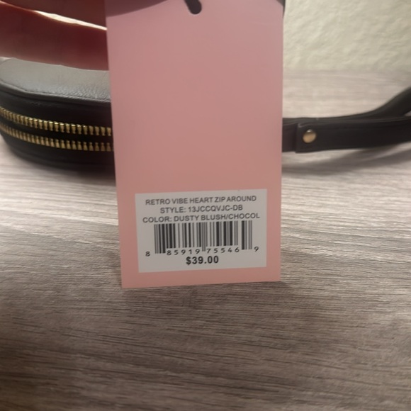 Juicy Couture Wristlet - Picture 4 of 4